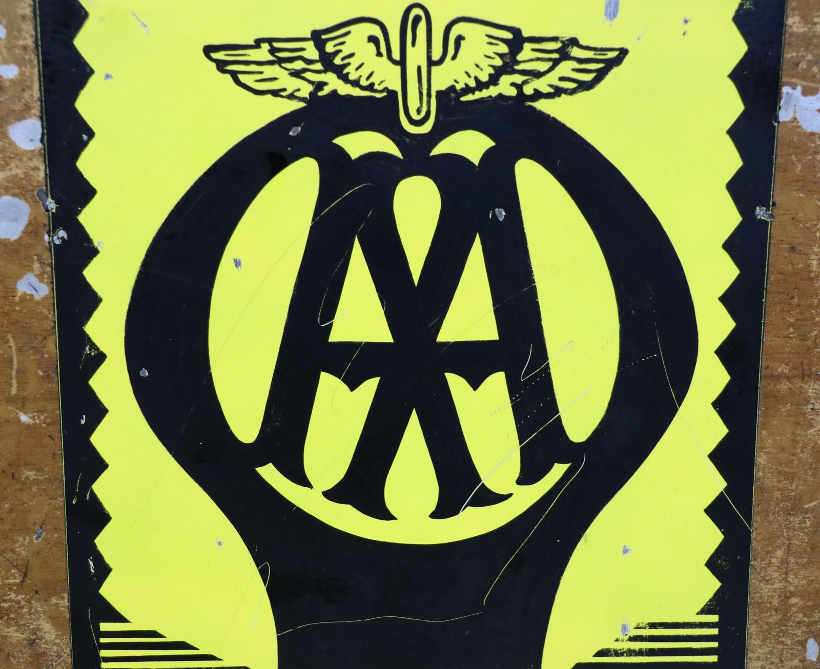 photo vintage A  Lovely Antique Metal Trunk Later Hand Sign Written For The Automobile Association (Aa).