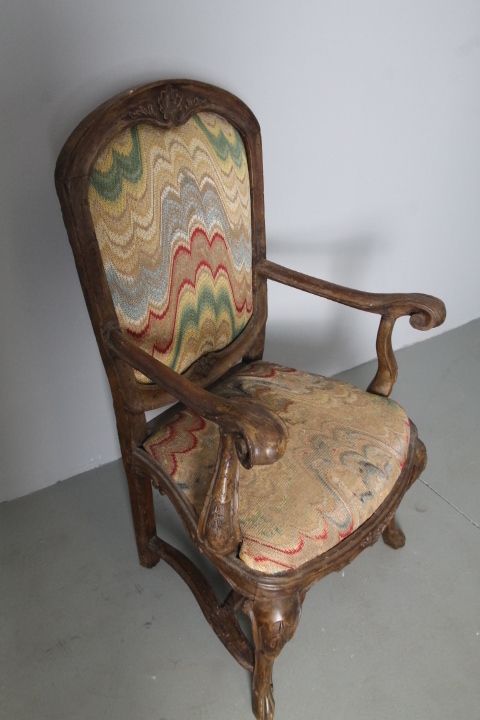 Ancient Genoa Armchair Louis XIV End Of 600. Italy Solid Walnut. photo Furniture
