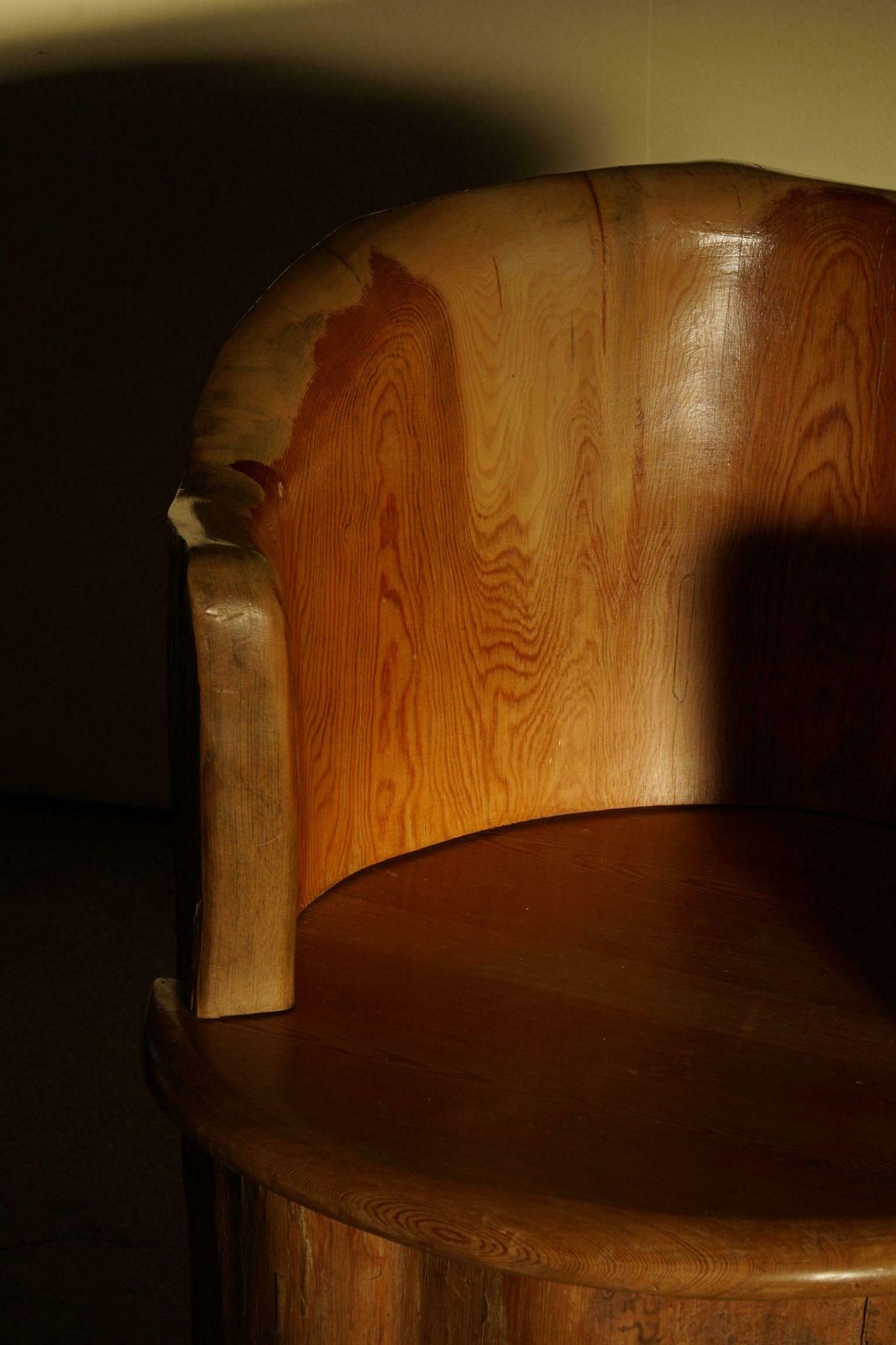 2409.0 Sculptural Carved Wabi Sabi Brutalist Stump Chair In Solid Pine, Swedish, 1968 photo