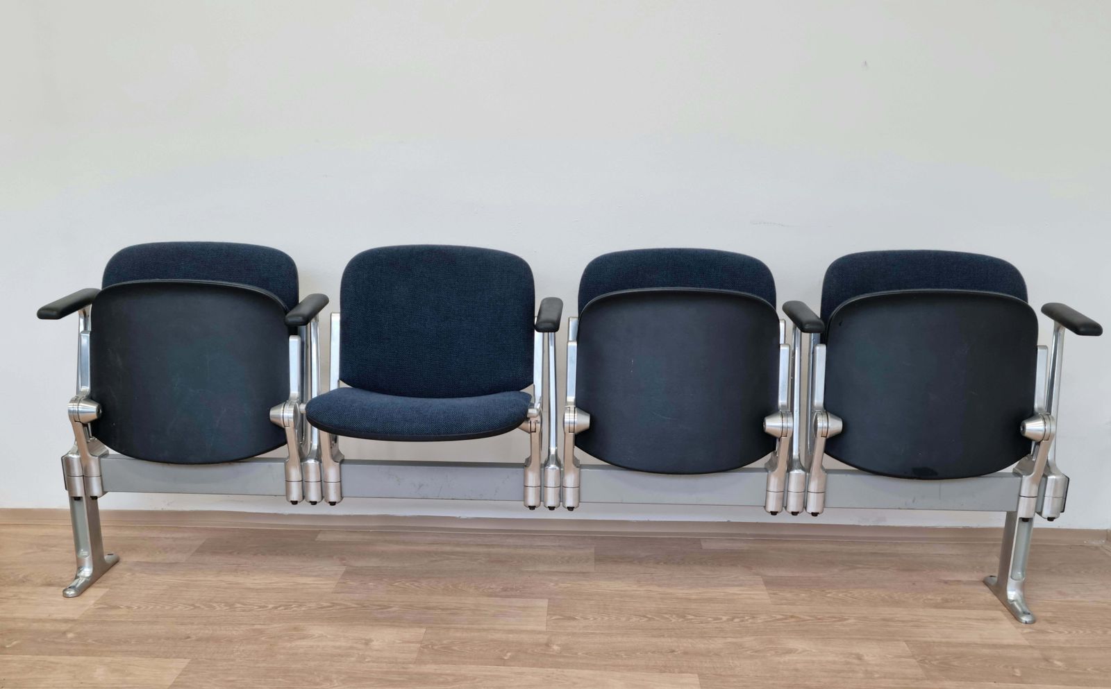 Midcentury Four Seat Bench Castelli, Axis 3000, Giancarlo Piretti, Italy, 1970s photo 1775.0