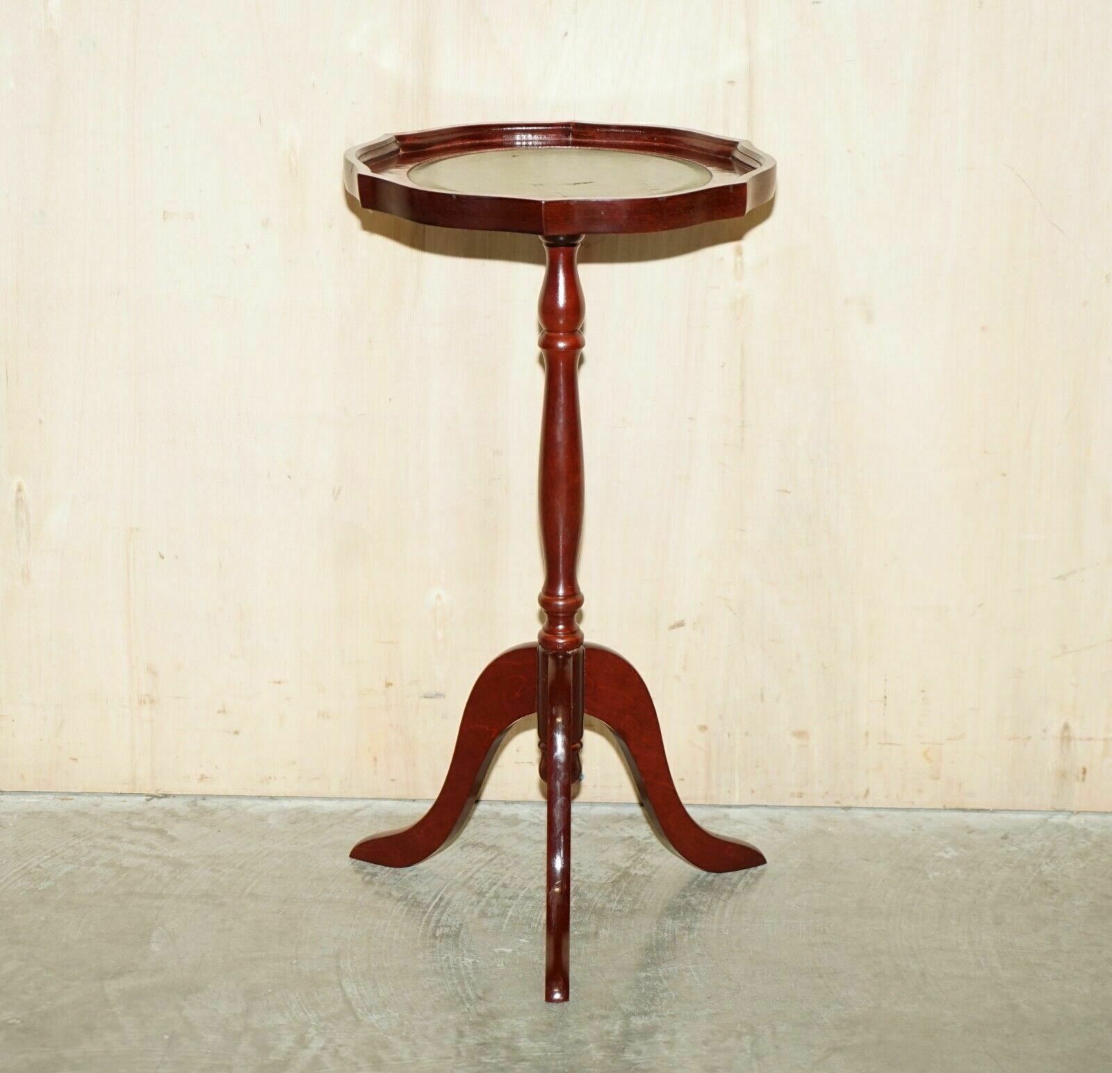 Pie Crust Edge Heritage Green Leather Gold Leaf Tripod Side End Lamp Wine Table photo furniture