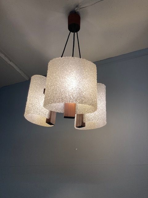 Antique Design Chandelier With Three Lights From The 70s, Swedish Style In Teak. Modern Design. Restored And Overhauled !!