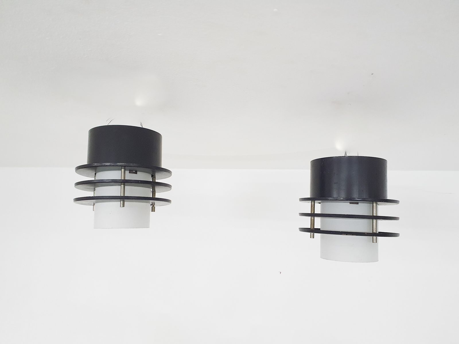 Set Van Twee Minimalistische Plafondlampen, Nederland, Ca. Jaren 1960