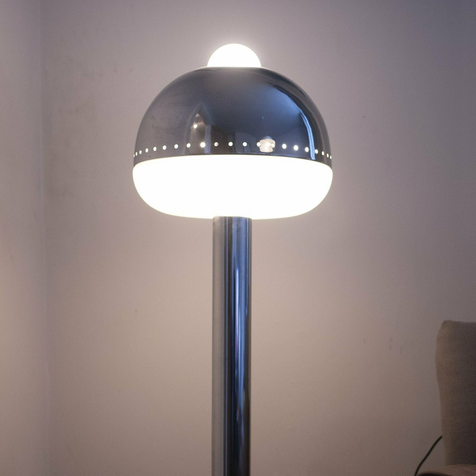 photo furniture Pair Of Italian Space Age Mushroom Lights By Goffredo Reggiani By Reggiani Illuminazione, 1970s