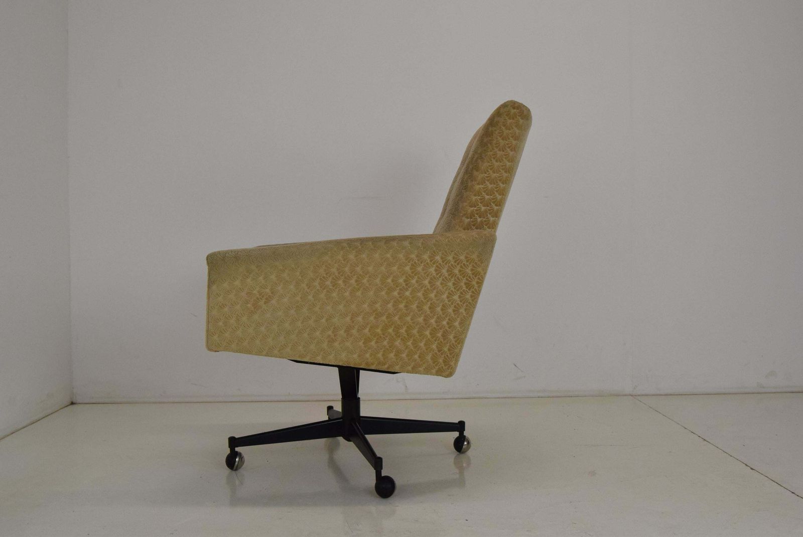 Mid Century Swivel Armchair With Wheels,1970's. photo buy