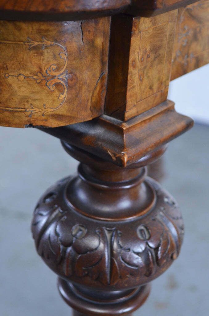 950.0 Victorian Card Games Table photo
