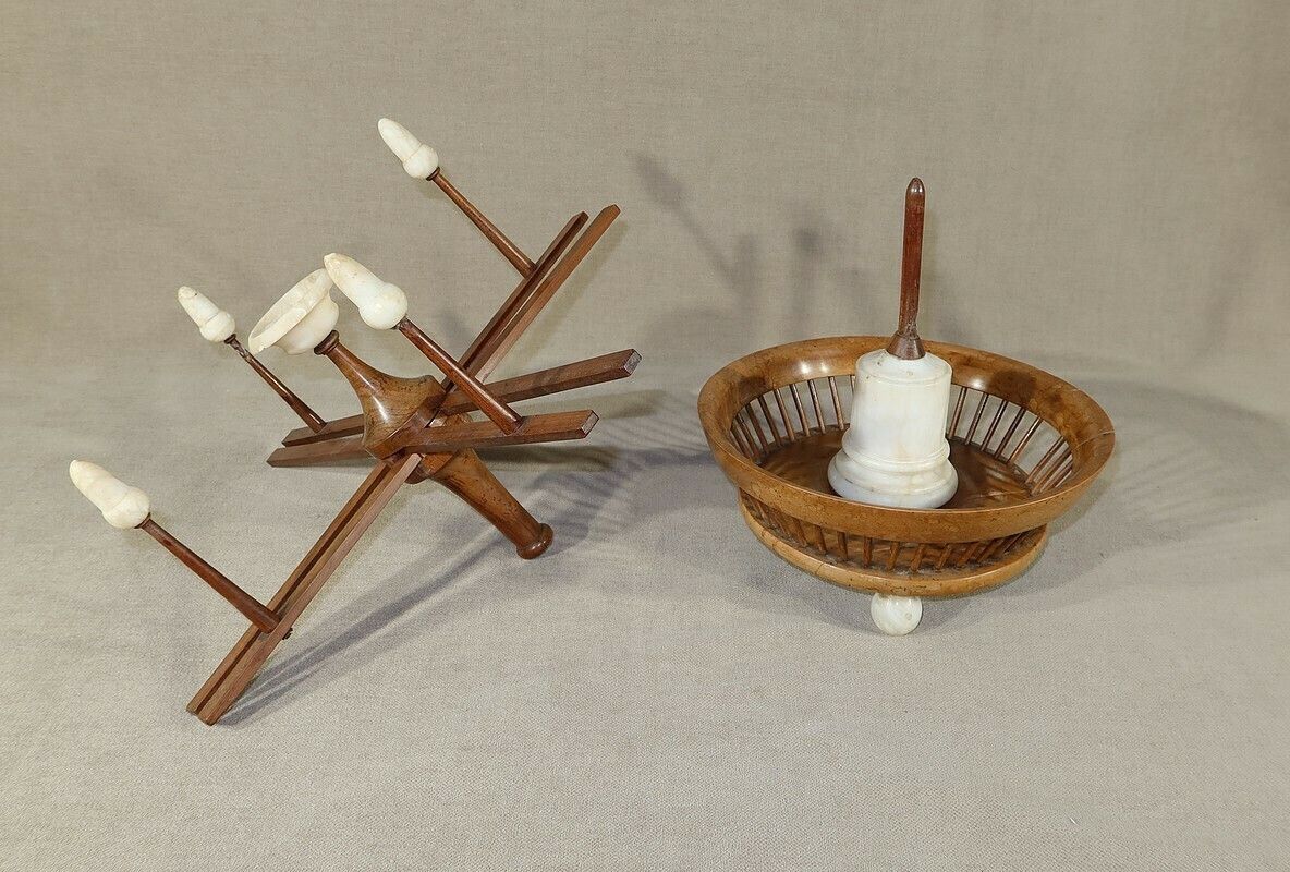photo furniture Small Wool Dispenser In Wood And Alabaster, Early 19th Century