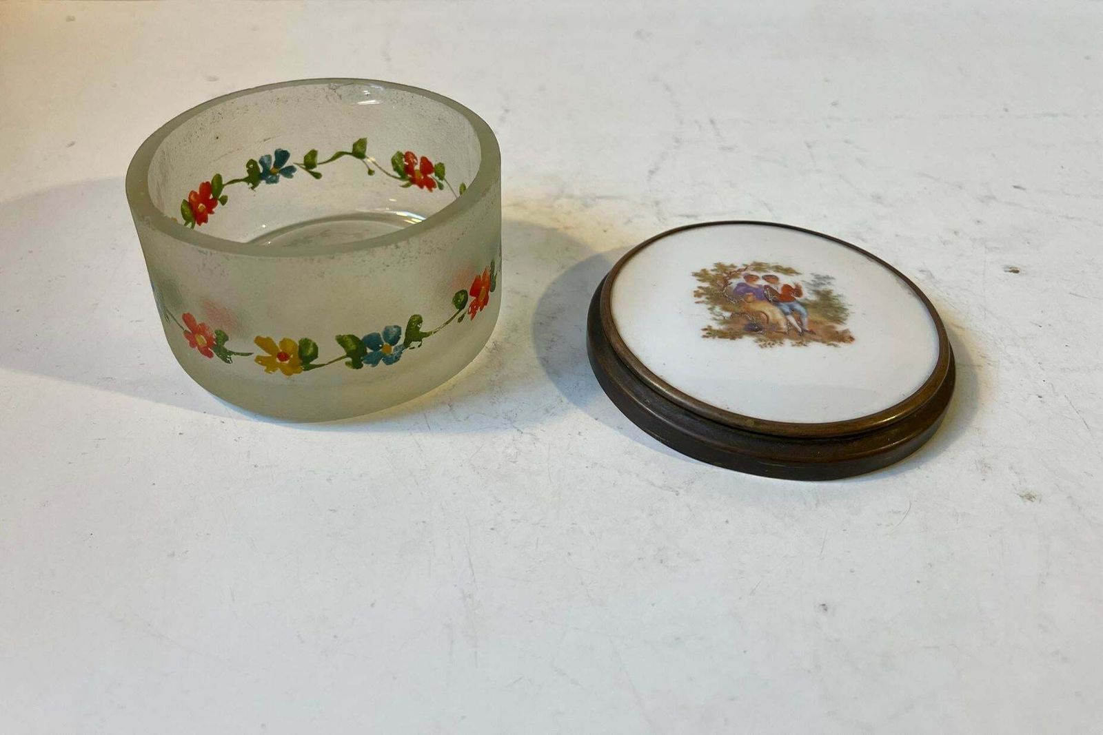 Antique French Powder Trinket In Hand Painted Porcelain & Glass photo 305.0