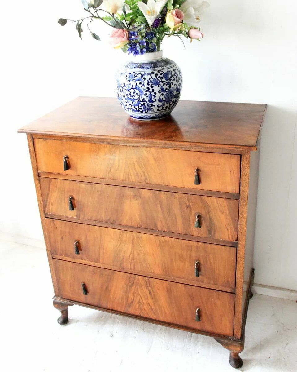 1664.0 Antique Walnut Bedroom Chest Of Drawers photo