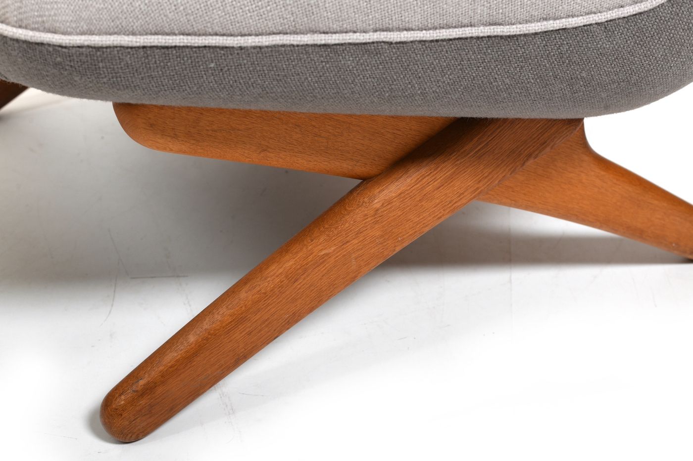Illum Wikkelsø Lounge Chair Model 'Ml91' 1950s / New Upholstered! photo vintage
