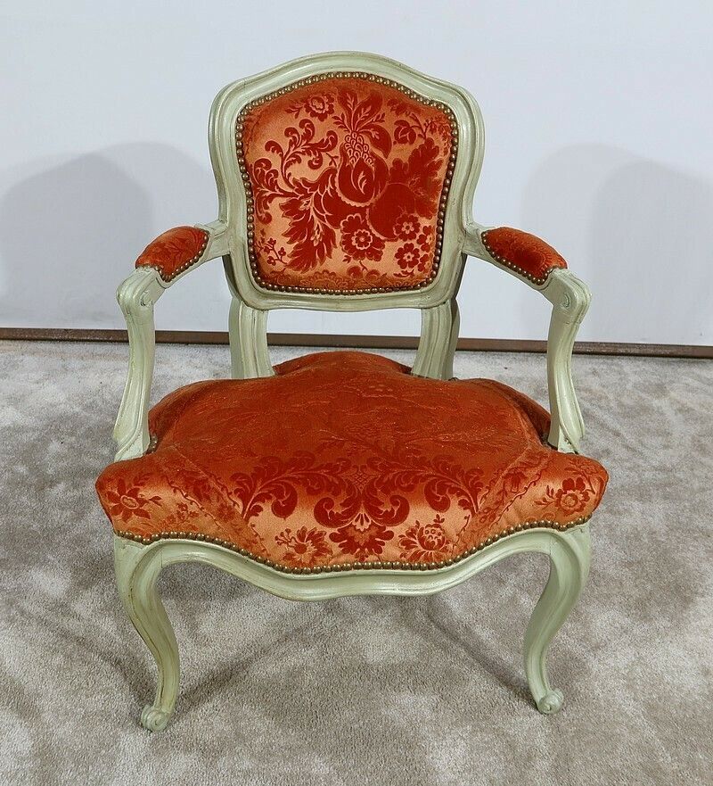 photo furniture Pair Of Small Cabriolets, Louis XV Style   19th Century