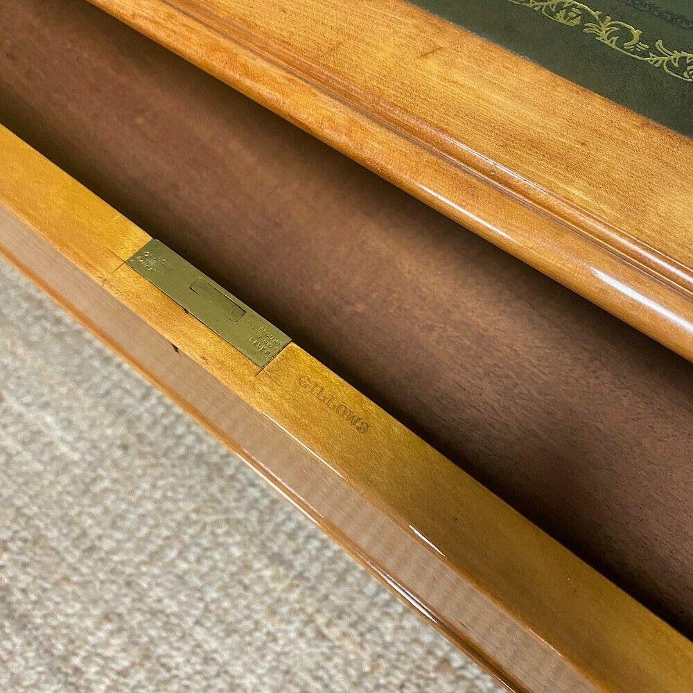 High Quality Antique Satinwood Writing Table By Gillows photo 1650.0