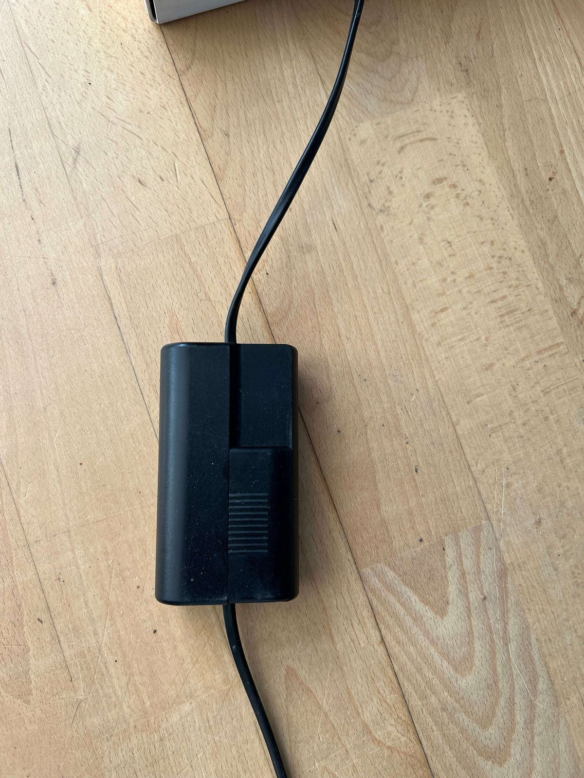 photo for sale Witte 'Samurai' Vloerlamp Van Shigeaki Asahara Voor Stilnovo, Jaren 1970