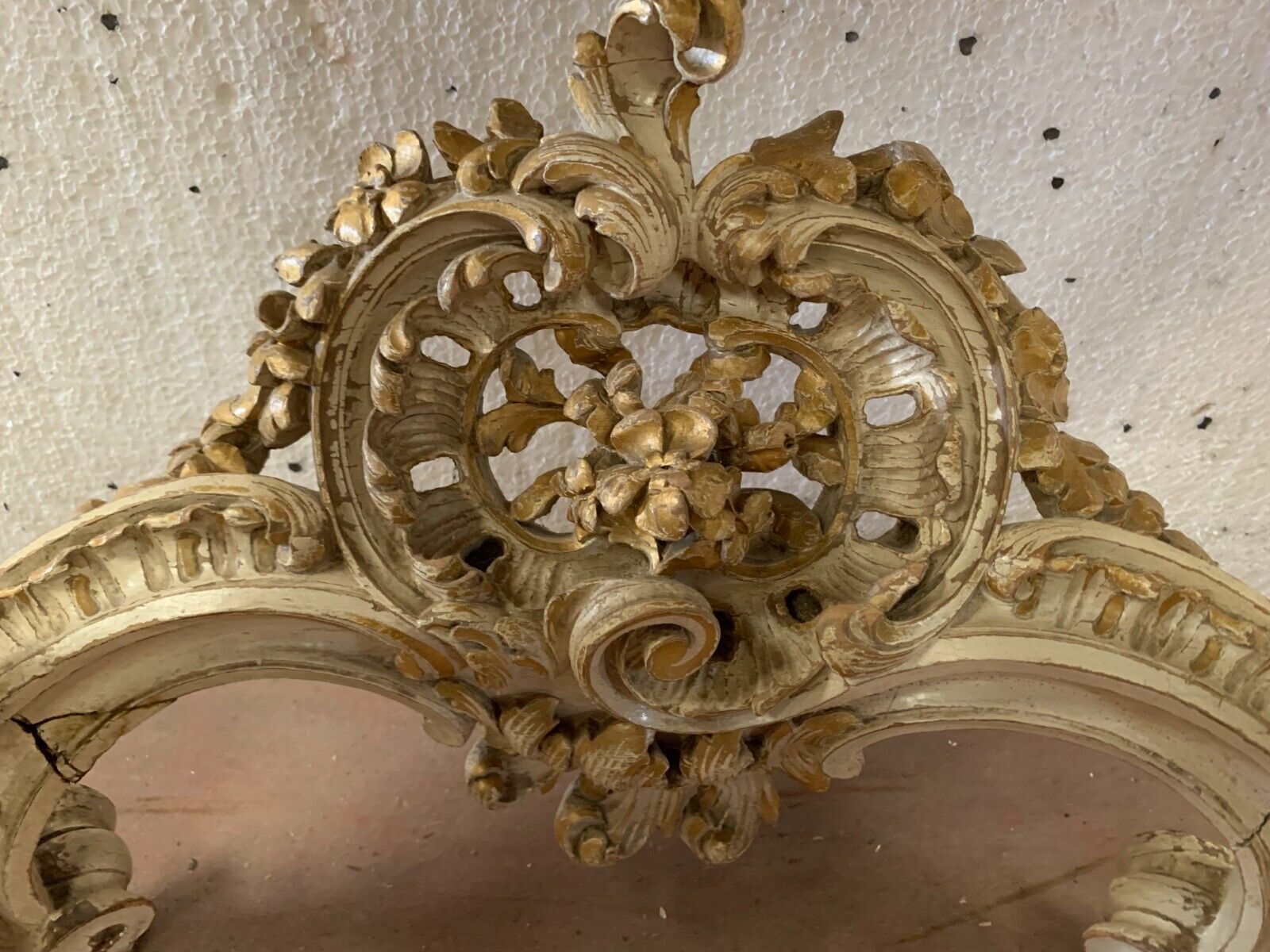 Console Carved In Louis XV Style In Painted And Gilded Wood 20th Century photo Furniture