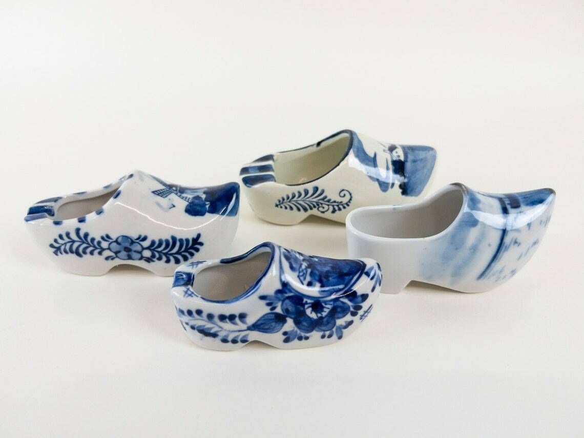 Delft Blue Ashtrays Porcelain Dutch Clogs Blue Delftware Made In Holland Netherland Souvenirs photo vinterior