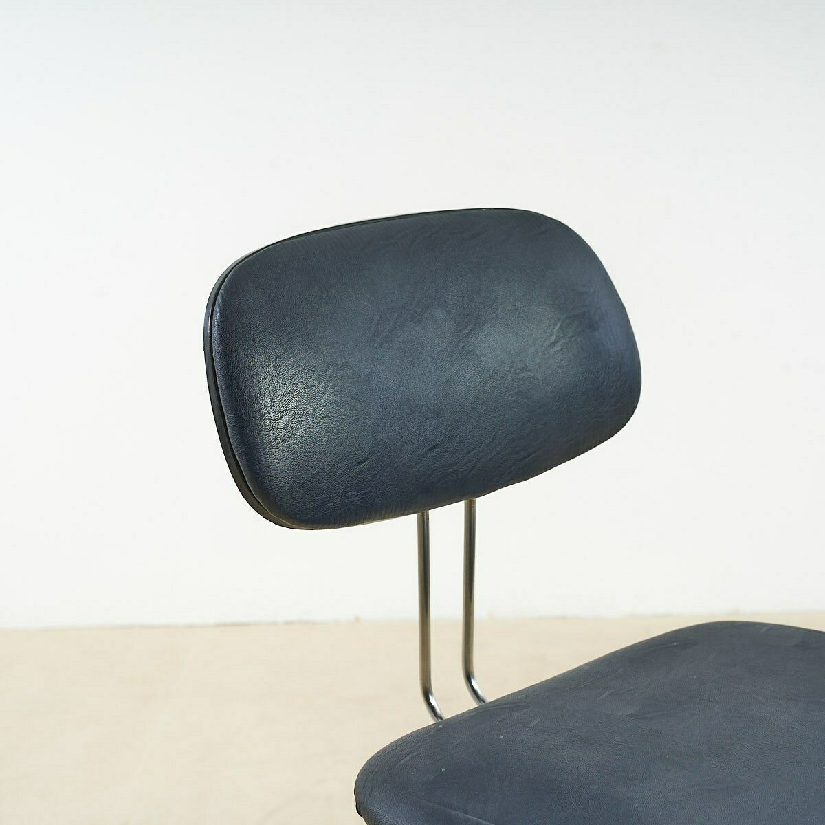 70's Chrome Revolving Stool photo furniture