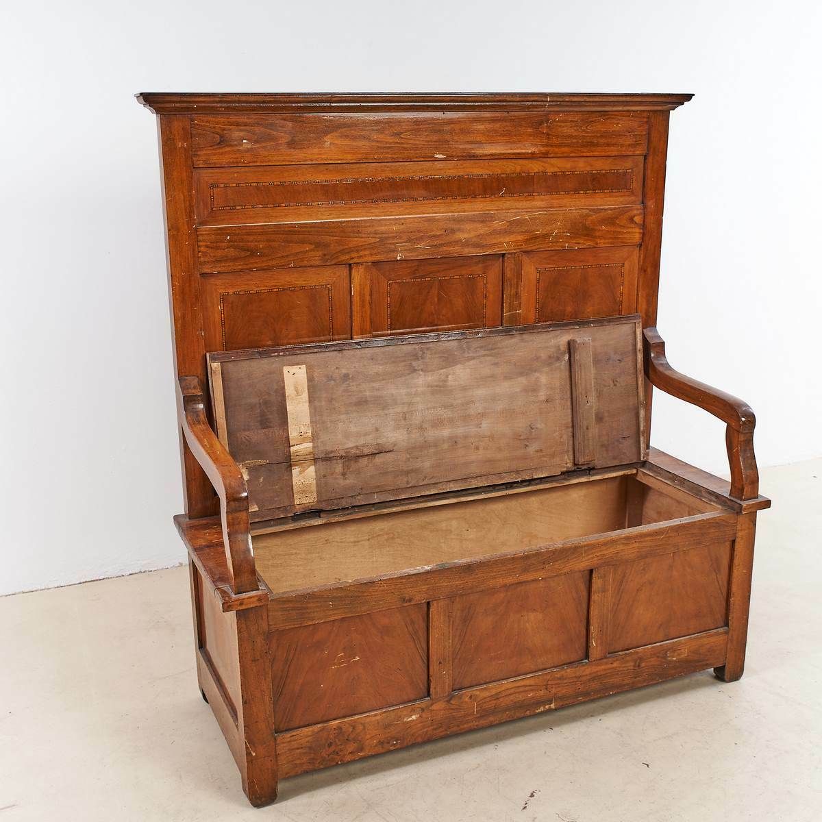 Early 1900s Bench In Walnut, Antique photo furniture