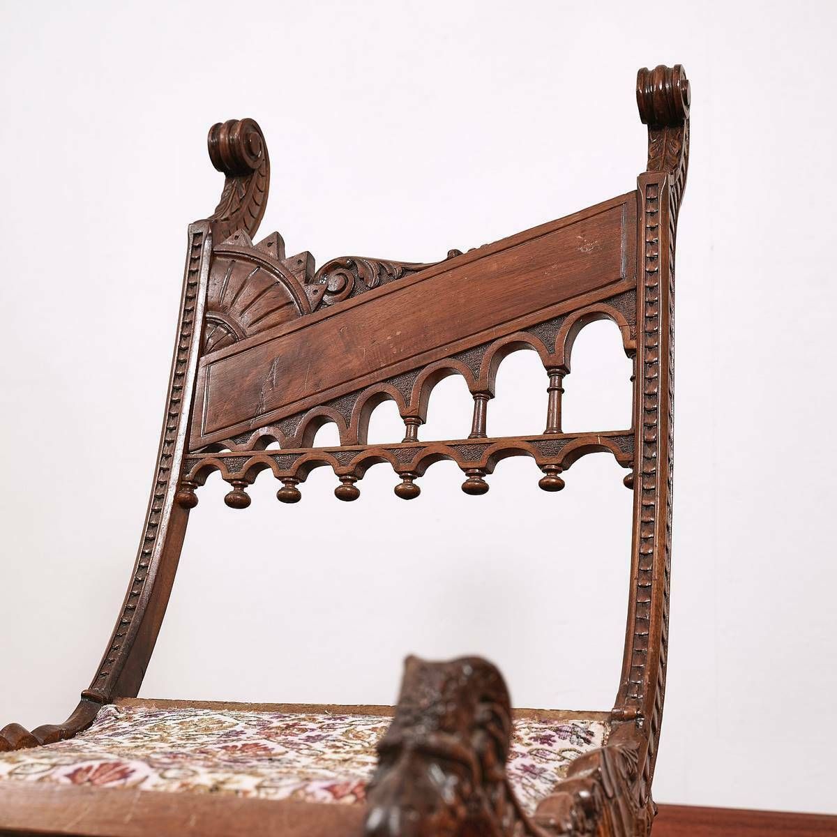 photo furniture Early 1900s Orientalist Style Armchair