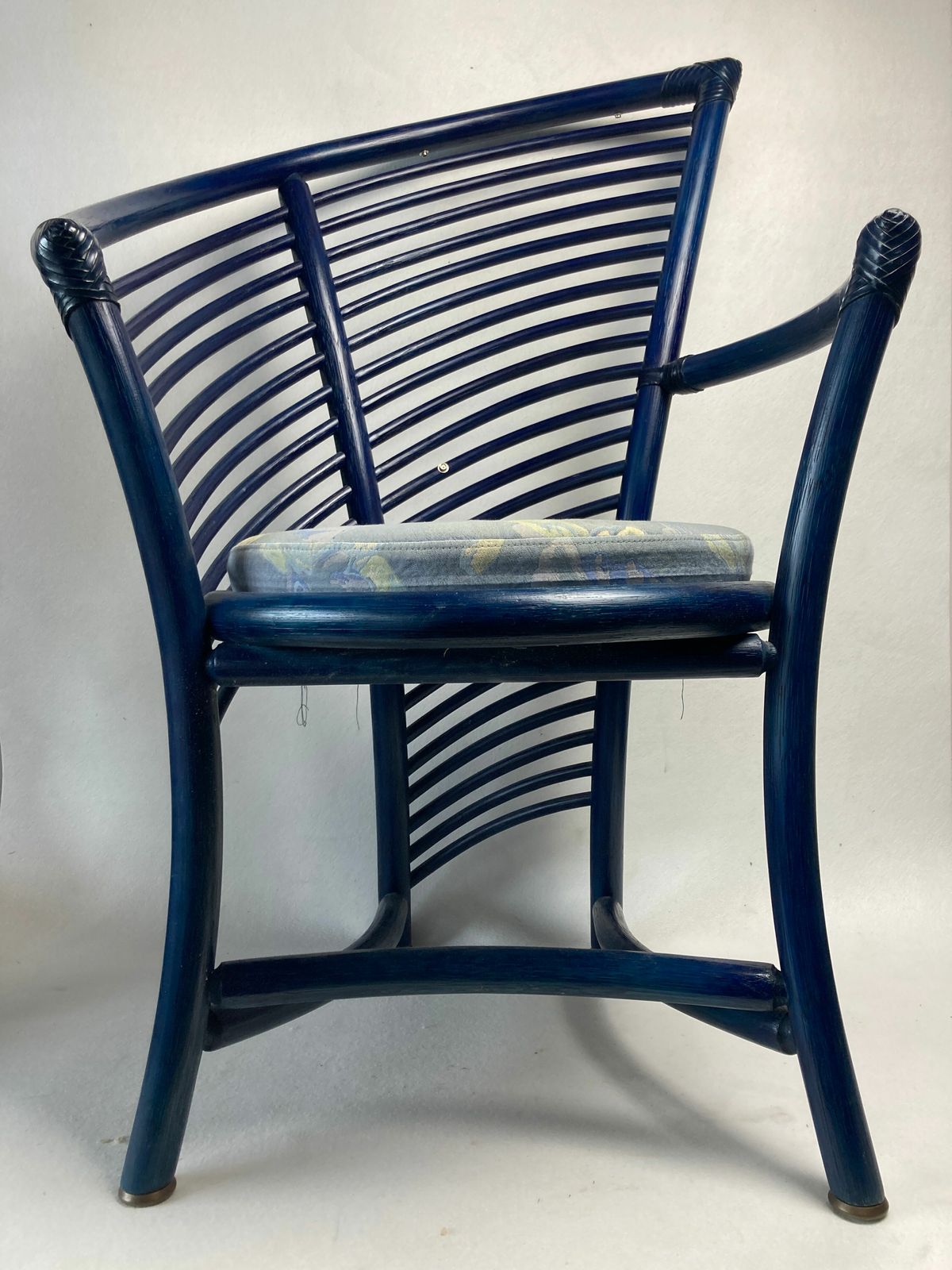 Set Of 4 Sculptural Rattan Bamboo Dining Chairs, Flechtatelier Schütz, Germany 1980s photo vinterior
