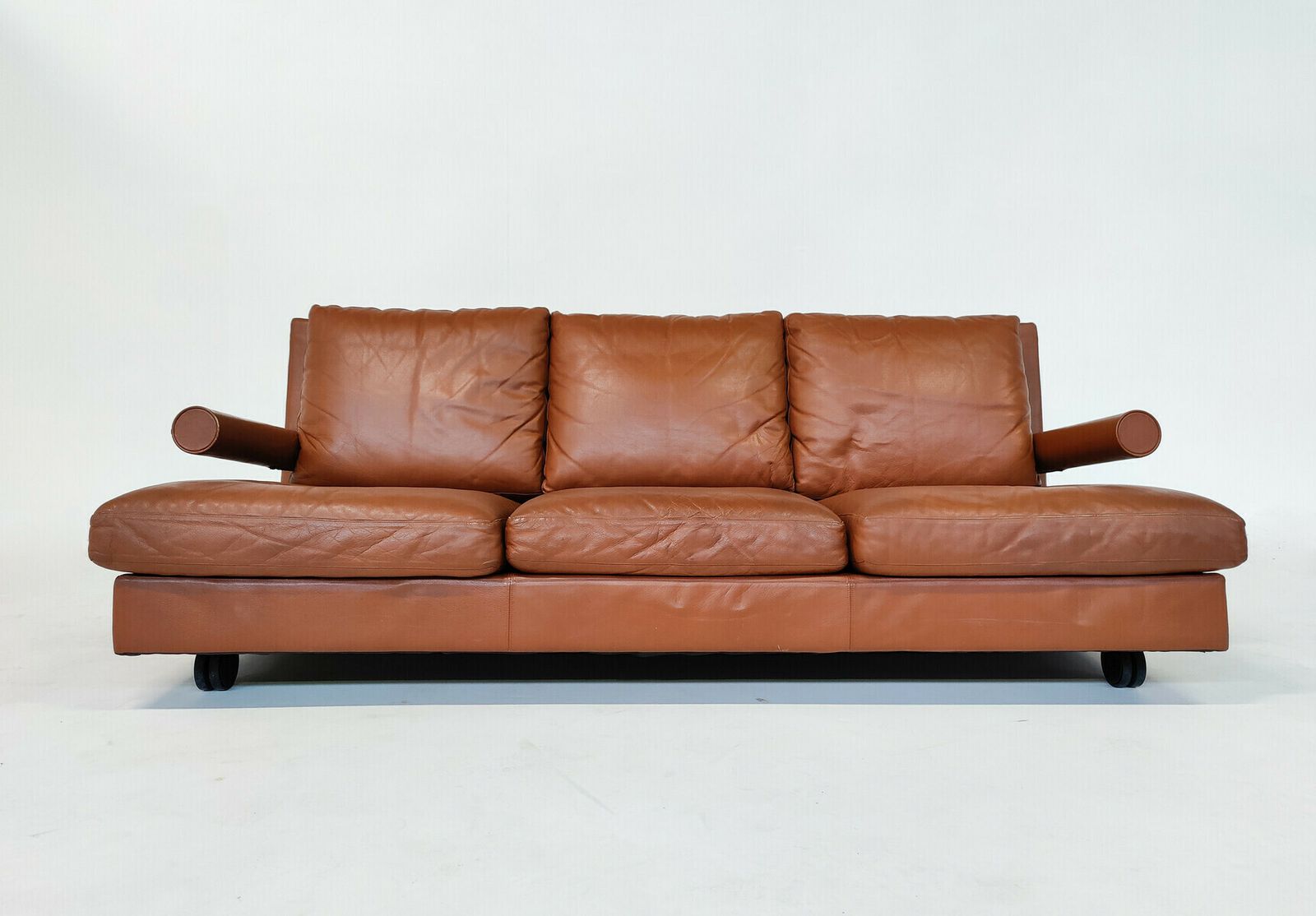 Three Seater "Baisity" Sofa By Antonio Citterio For B&B Italia photo furniture