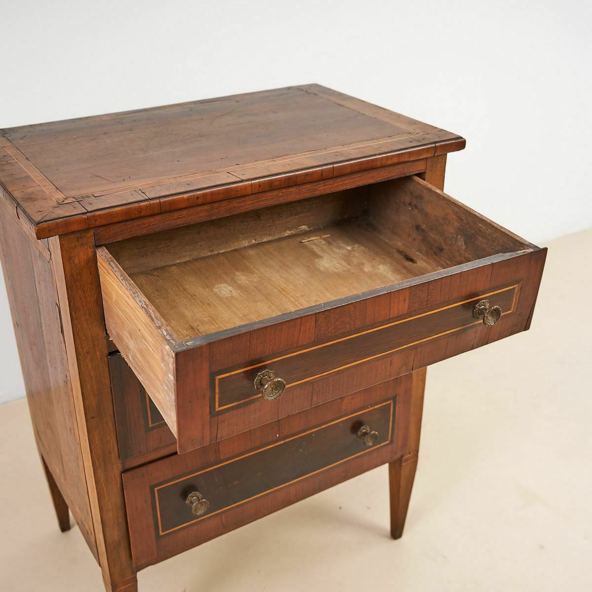 Louis XVI Cabinet, Threaded And Inlaid photo Furniture