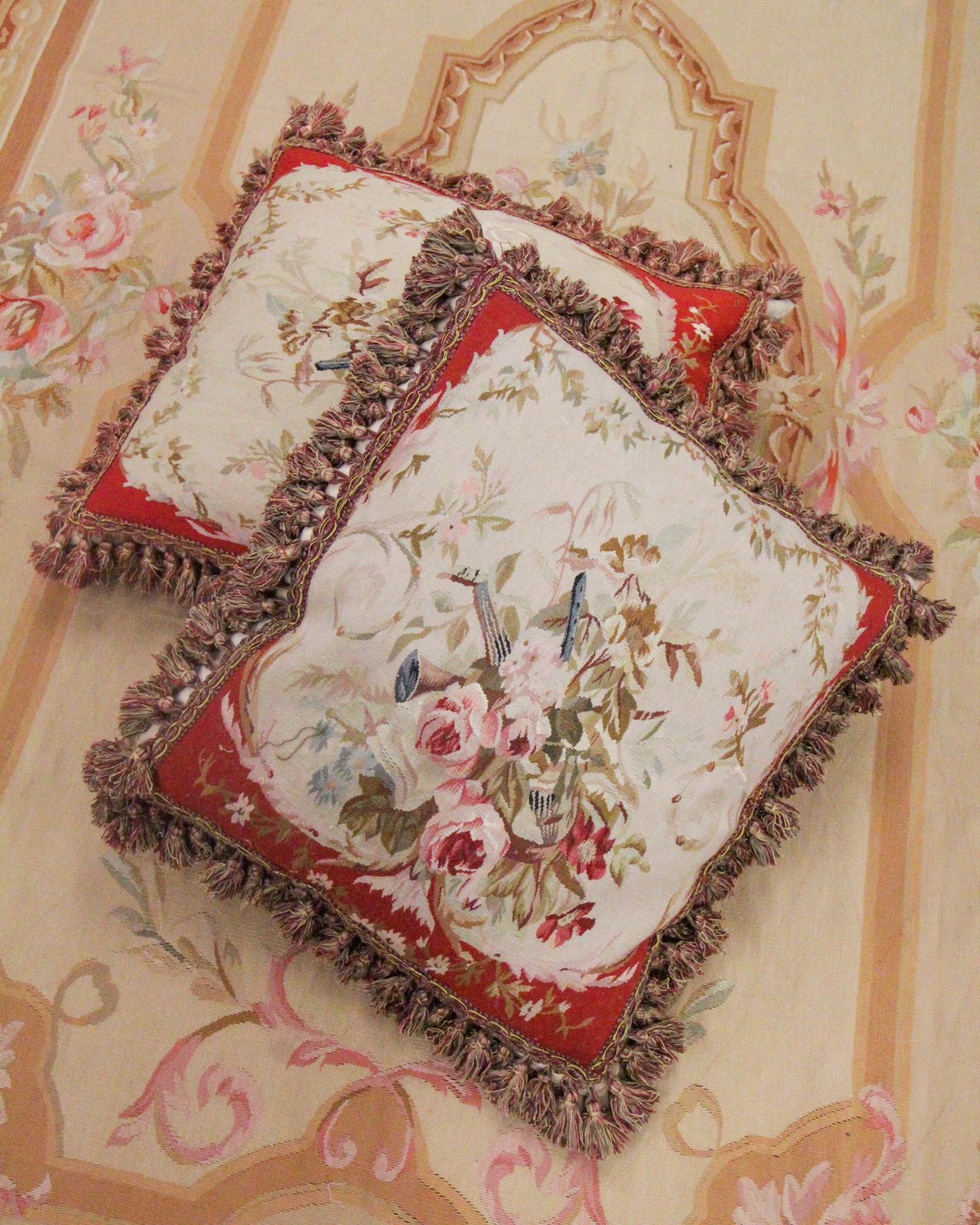 Vintage Wool Aubusson Cushion Cover Floral Scatter Pillow Cover 50x55cm photo for sale