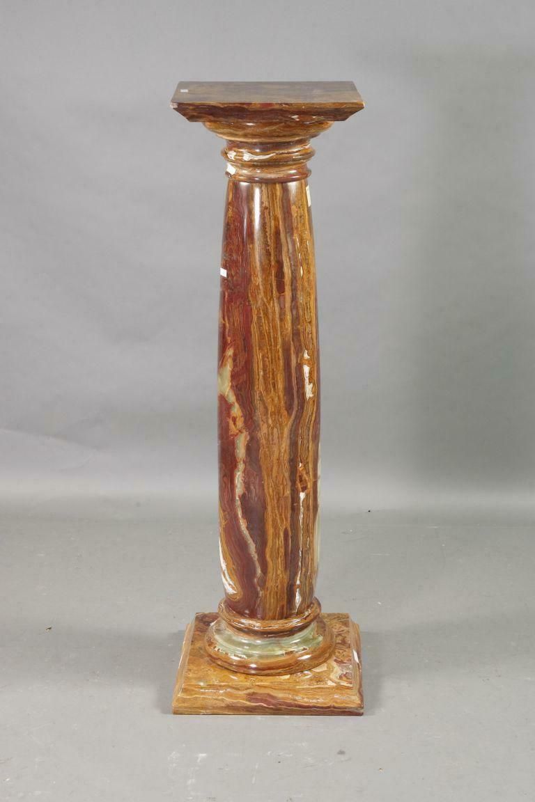 20th Century Quality Marble Onyx Pillar Column In Neoclassical Style