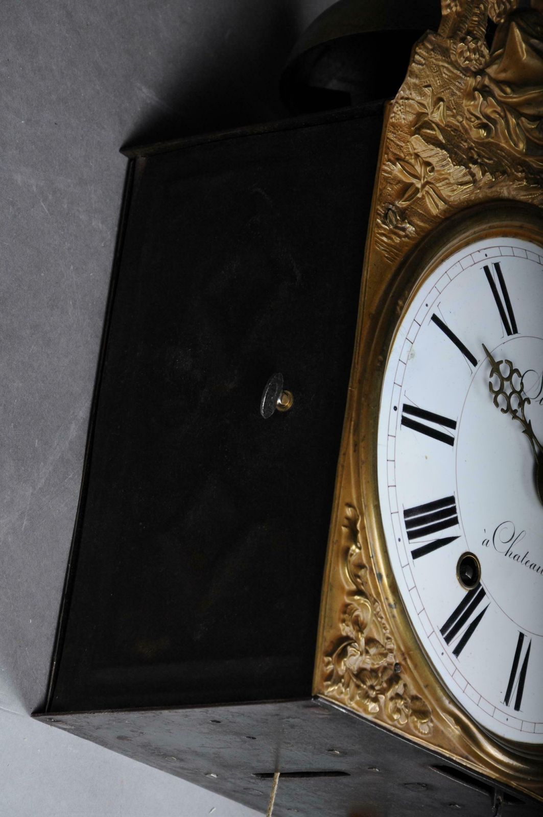 photo vinterior 19th Century High Quality Originals Comtoise  Wall Clock Brass