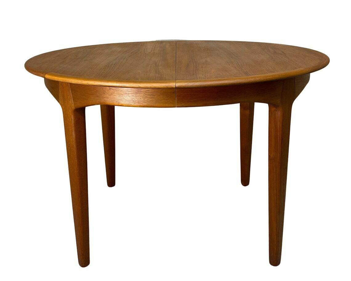 Mid Century Teak Dining Table "Model 62" By Henning Kjaernulf For Sorø Stolefabrik   1958