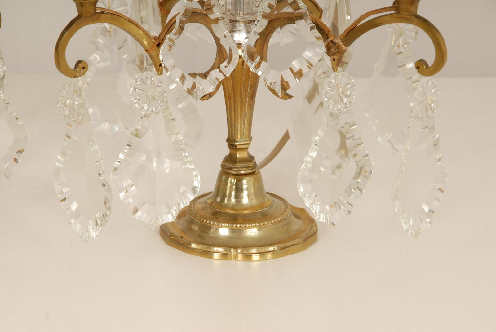 Victorian French Gilt Table Lamps With 4 Lights & Clear Crystal Prism Pendants, Set Of 2 photo vinterior