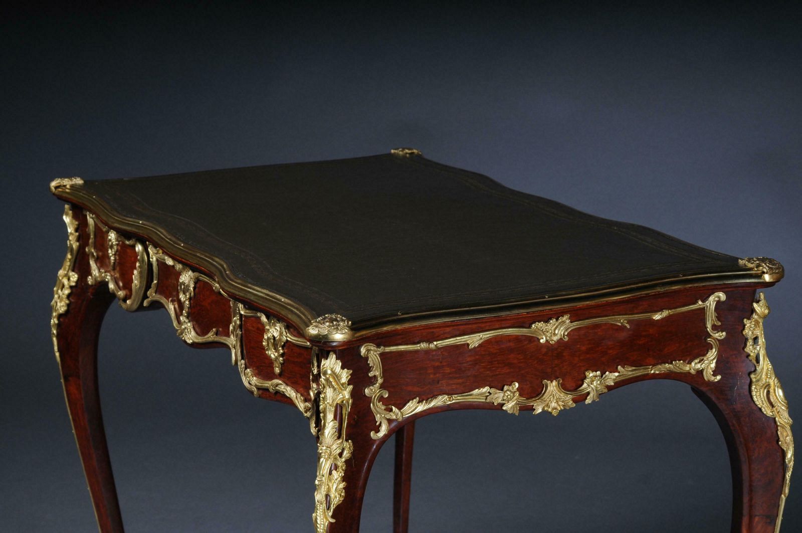 20th Century Elegant Veneered Bureau Plat Or Writing Desk In Louis XV Style photo vintage