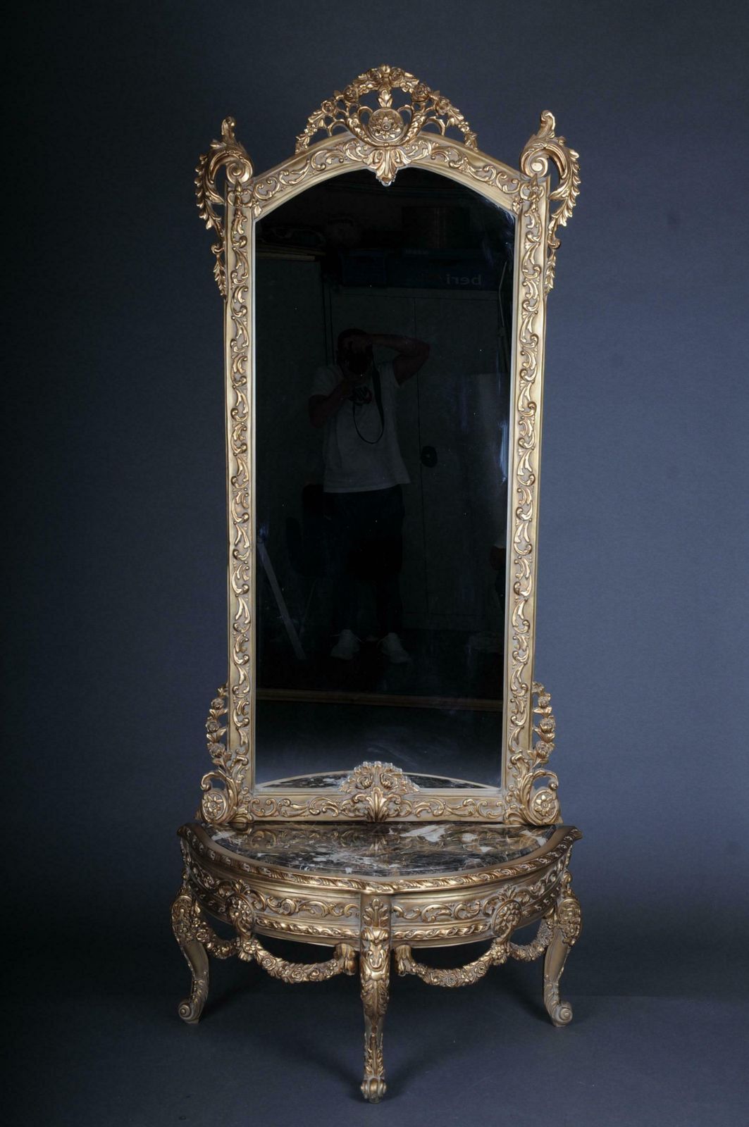 20th Century Beautiful Console Mirror Floor Mirror In The Louis XV Gilt photo furniture