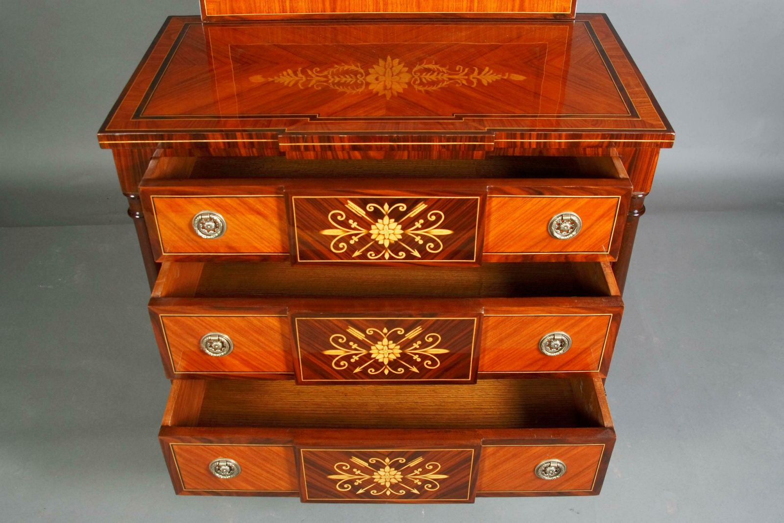 20th Century Classicist Style Tulip Mirror Commode photo Furniture