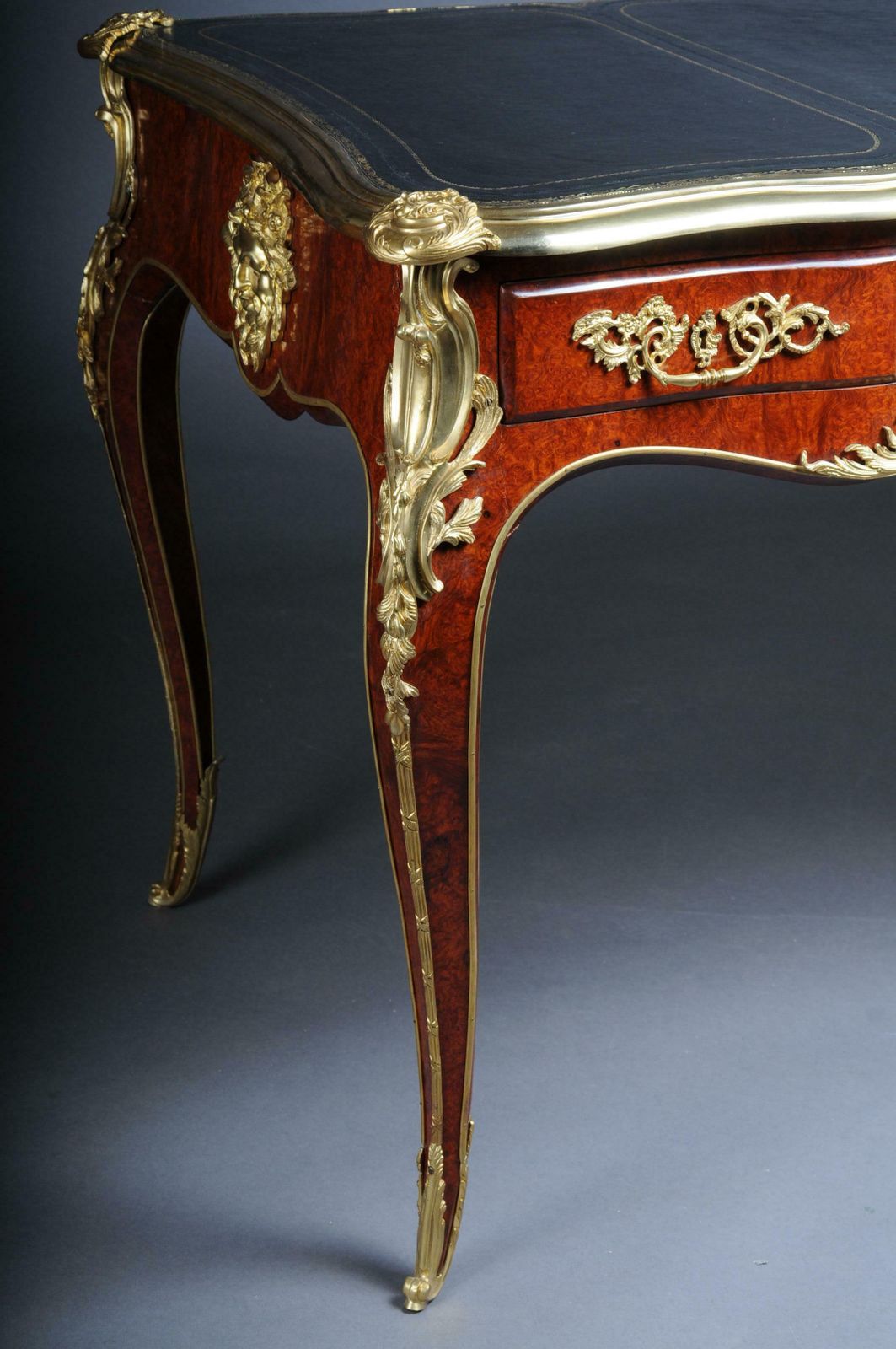 Royal Desk / Bureau Plat In Louis XV Style photo 11692.0