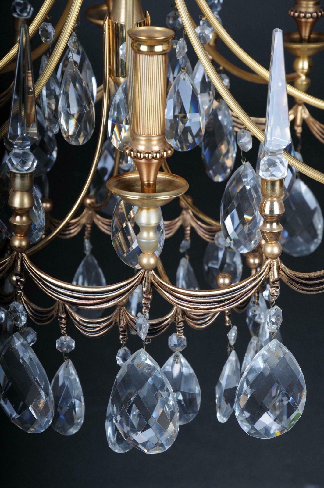 photo furniture 20th Century Large Gold Plated Brass Chandelier / Chandelier