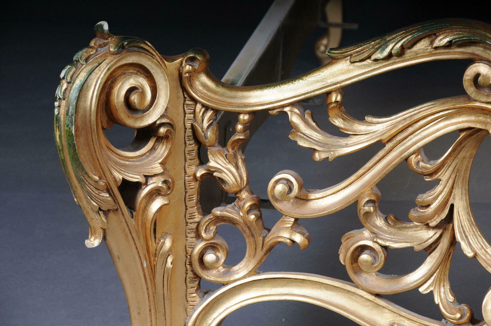 photo furniture 20th Century Antique French Louis XV Bed, Gold, Rococo