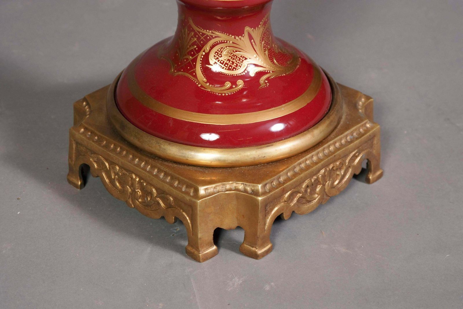 photo for sale 20th Century Louis XIV Sèvre Pompe Lidded Vase