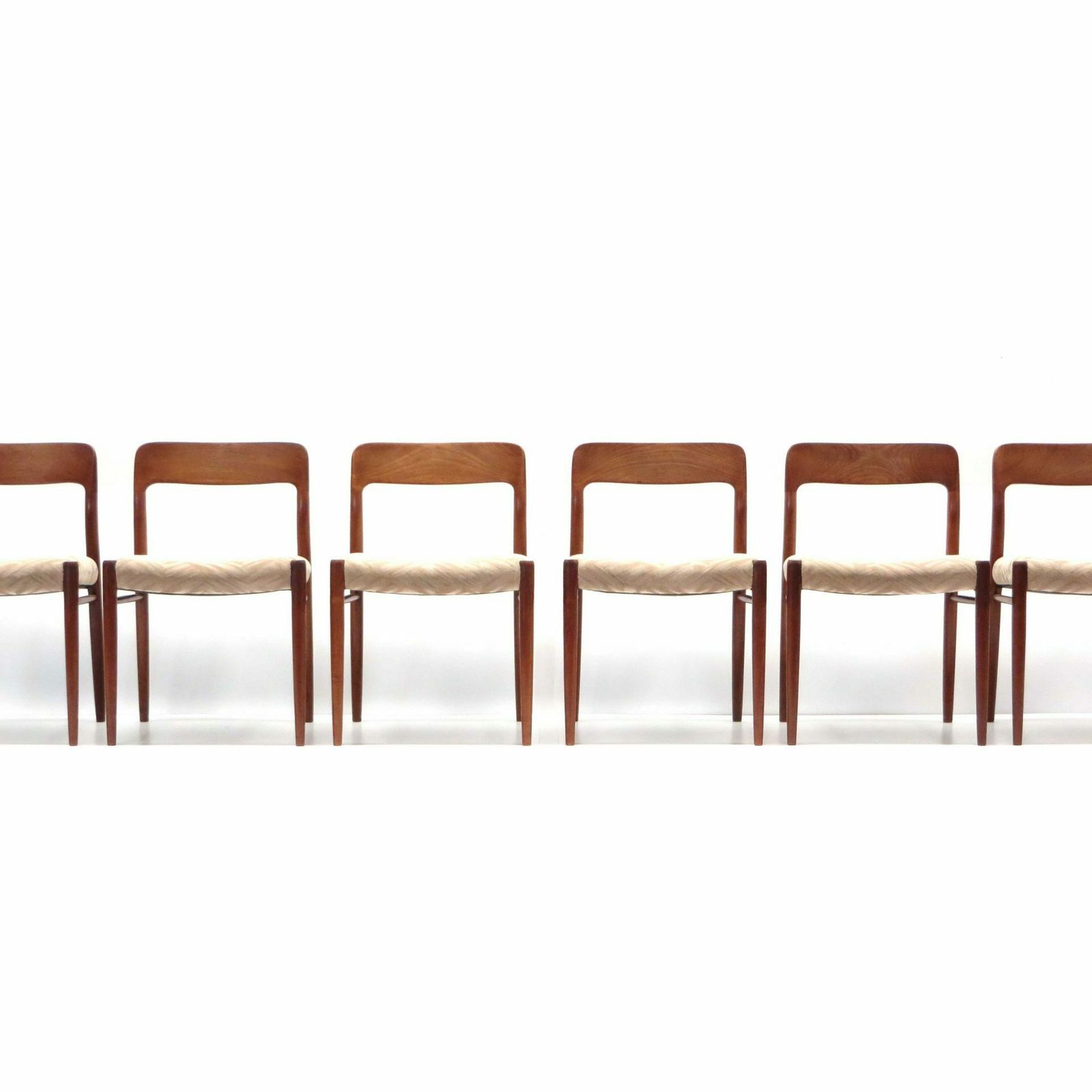 Set Of 6 Model 75 Chairs Designed By Niels Möller From The 1960s photo vinterior