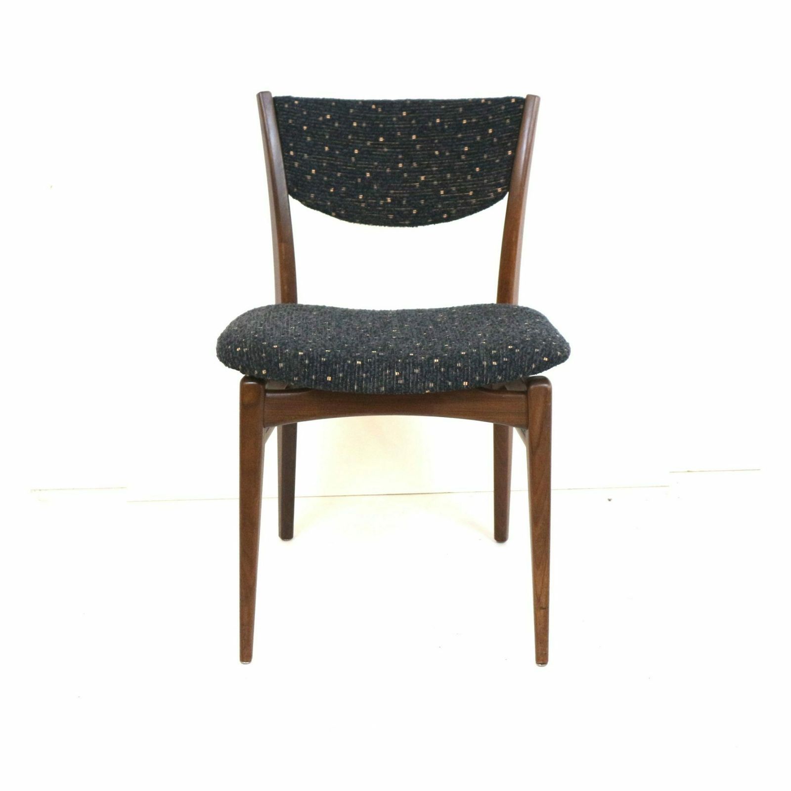 Vintage Chair With Beautiful Teak Frame Made In The 60s photo vinterior