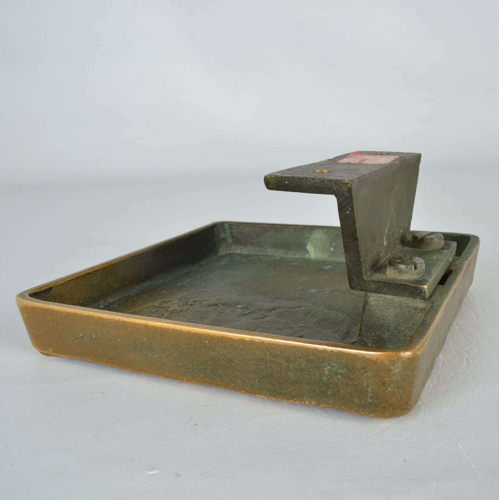 photo furniture Pair Of Push Pull Door Handles In Bronze Relief Of Waves