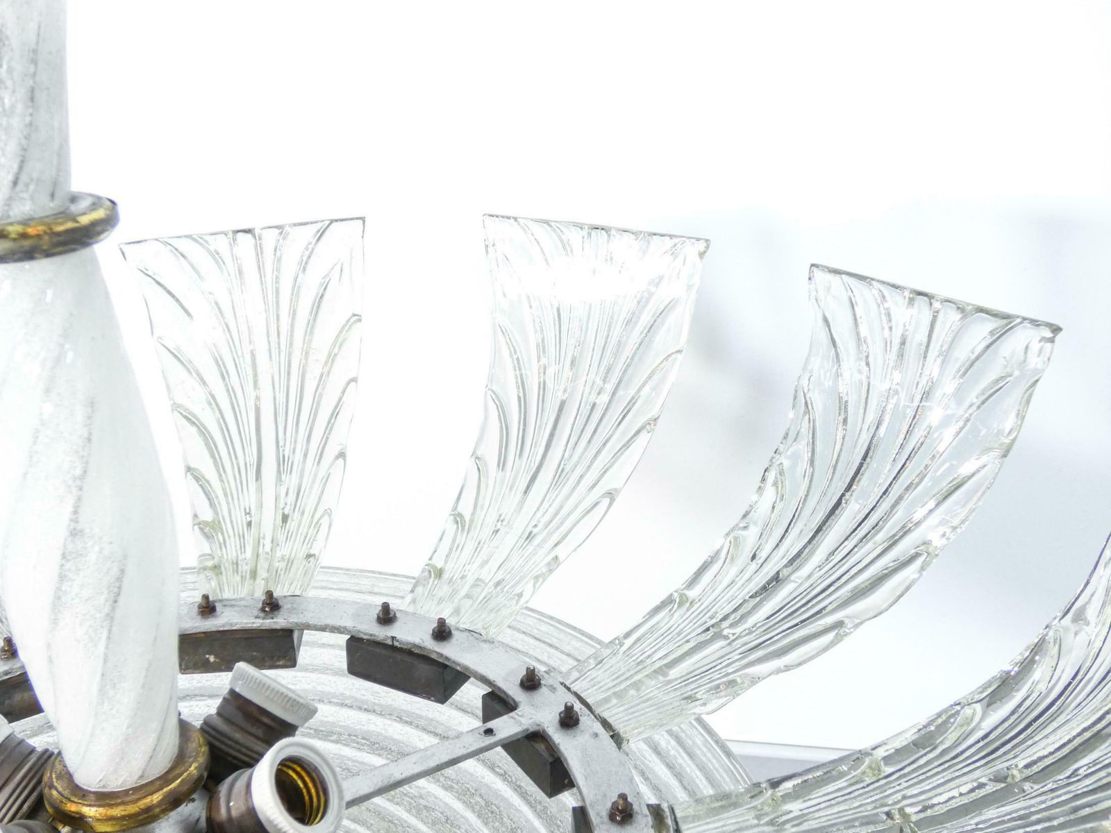 Charming Chandelier By Barovier & Toso, Murano, 1940s photo for sale