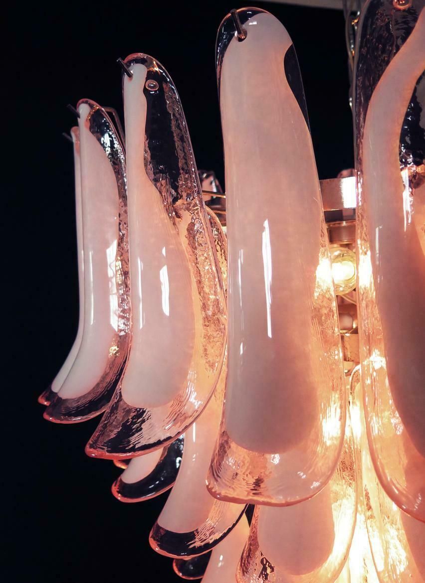 4846.0 Fabulous Pair Of Italian 75 Pink And White Petal Chandeliers, Murano photo