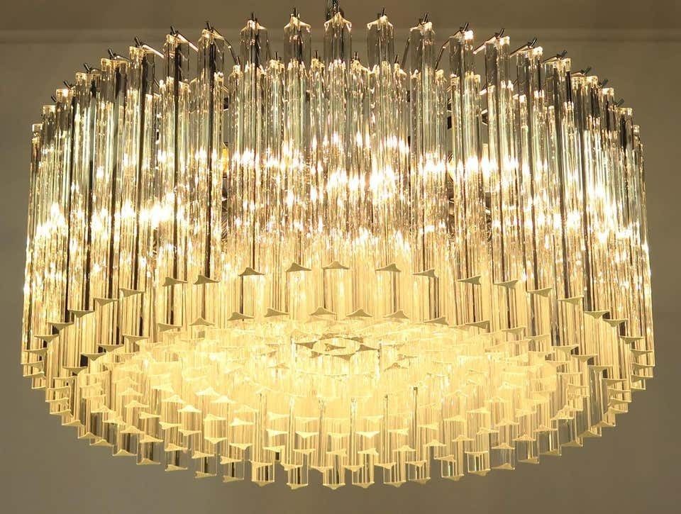 Mid 20th Pair Italian Triedri Glass Chandeliers, 265 Trasparent Prism, Murano photo vintage