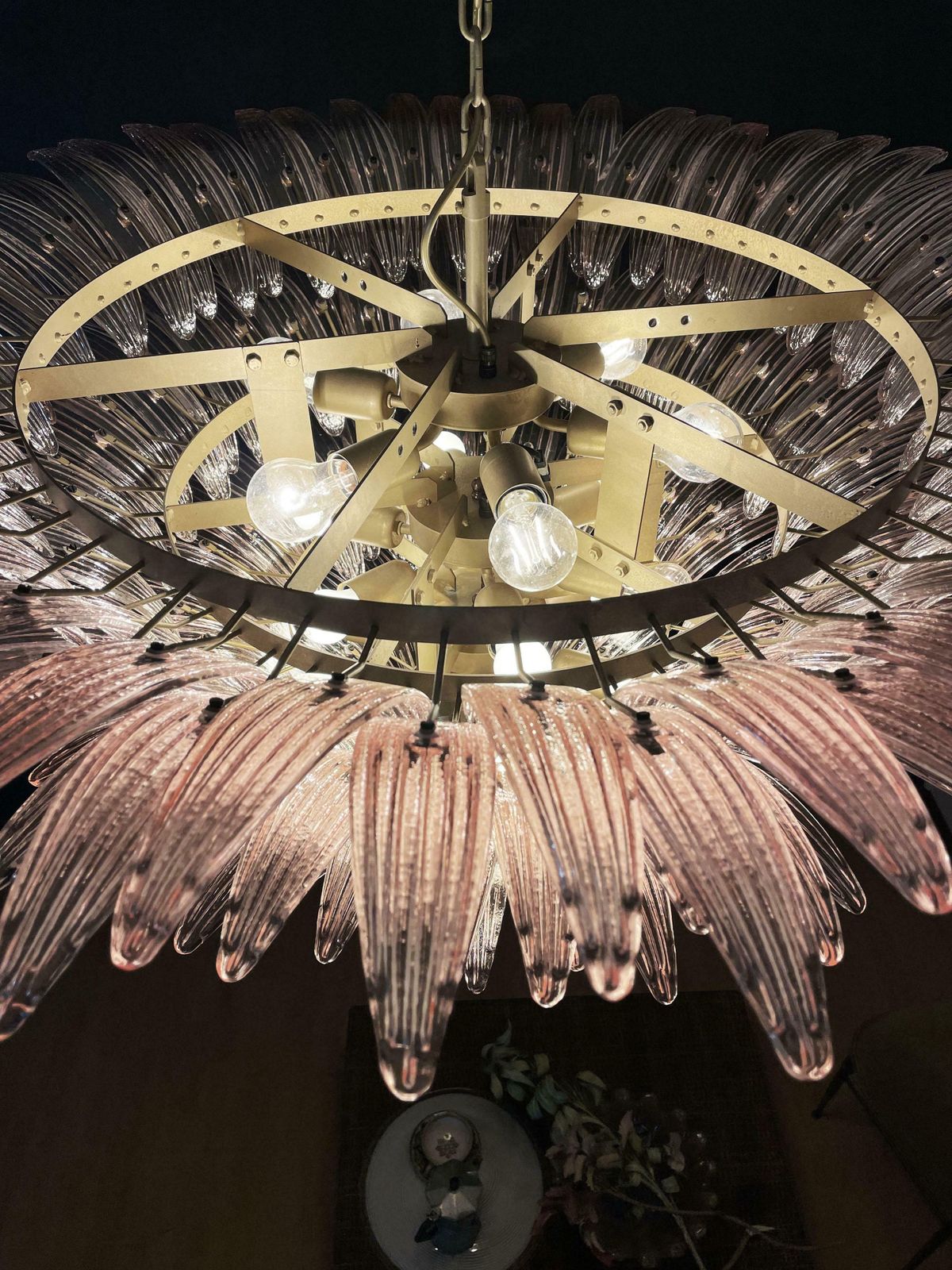 photo vinterior Monumental Pair Of Pink Glass Leaf Chandeliers, Murano