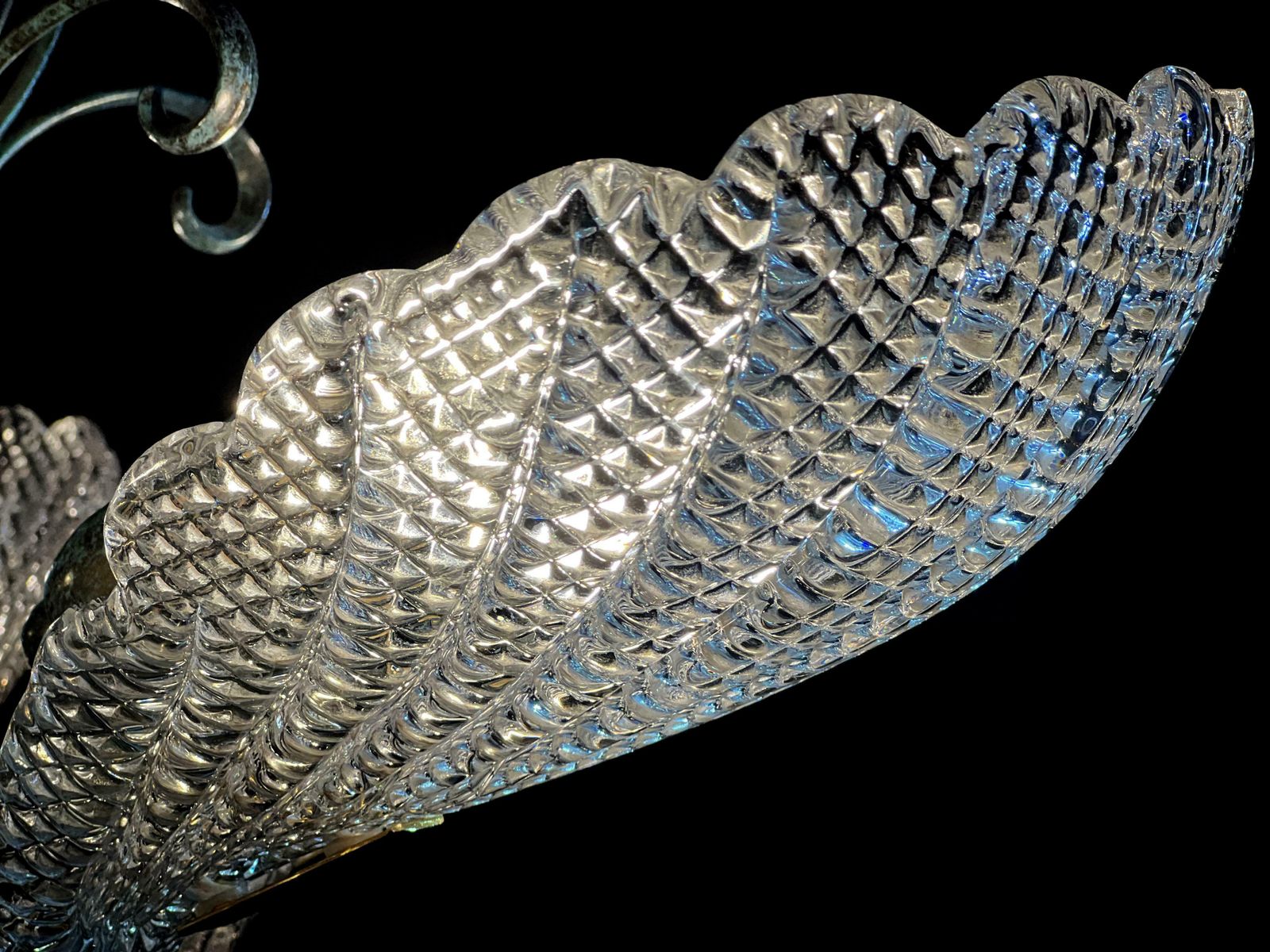 Italian Chandelier Five Leaves With Golden Details, Murano 1990 photo 1212.0