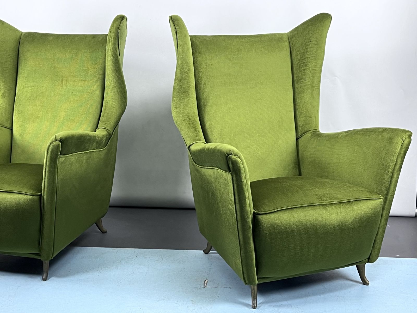 Rare Mid Century Italian Green Velvet Isa Armchairs Attributable To Gio Ponti. 50s photo for sale