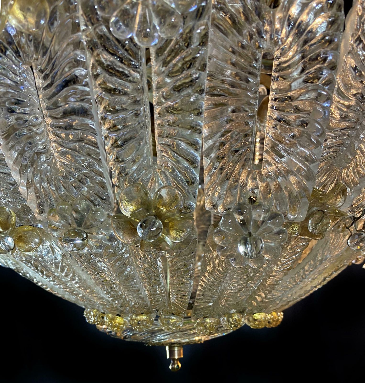 6461.0 Amazing Glass Flower Chandelier With Gold Inclusions Murano 1950s photo