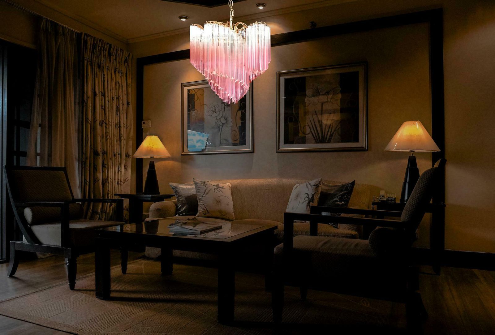 Elegant And Unique Modern Pink Quadriedri Murano Glass Chandelier photo vintage