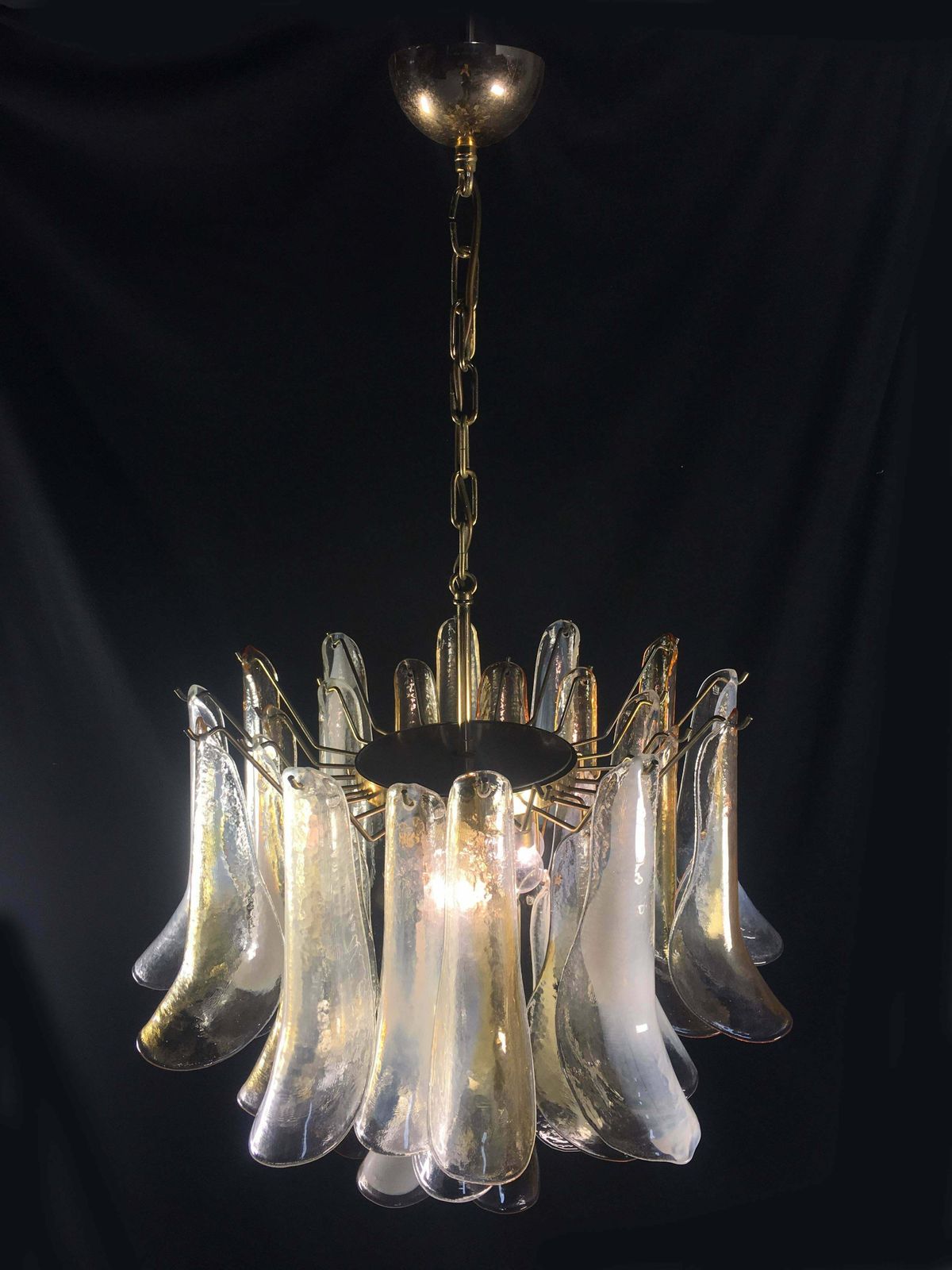 photo furniture Elegant Chandelier White And Amber Petals Murano 1990s