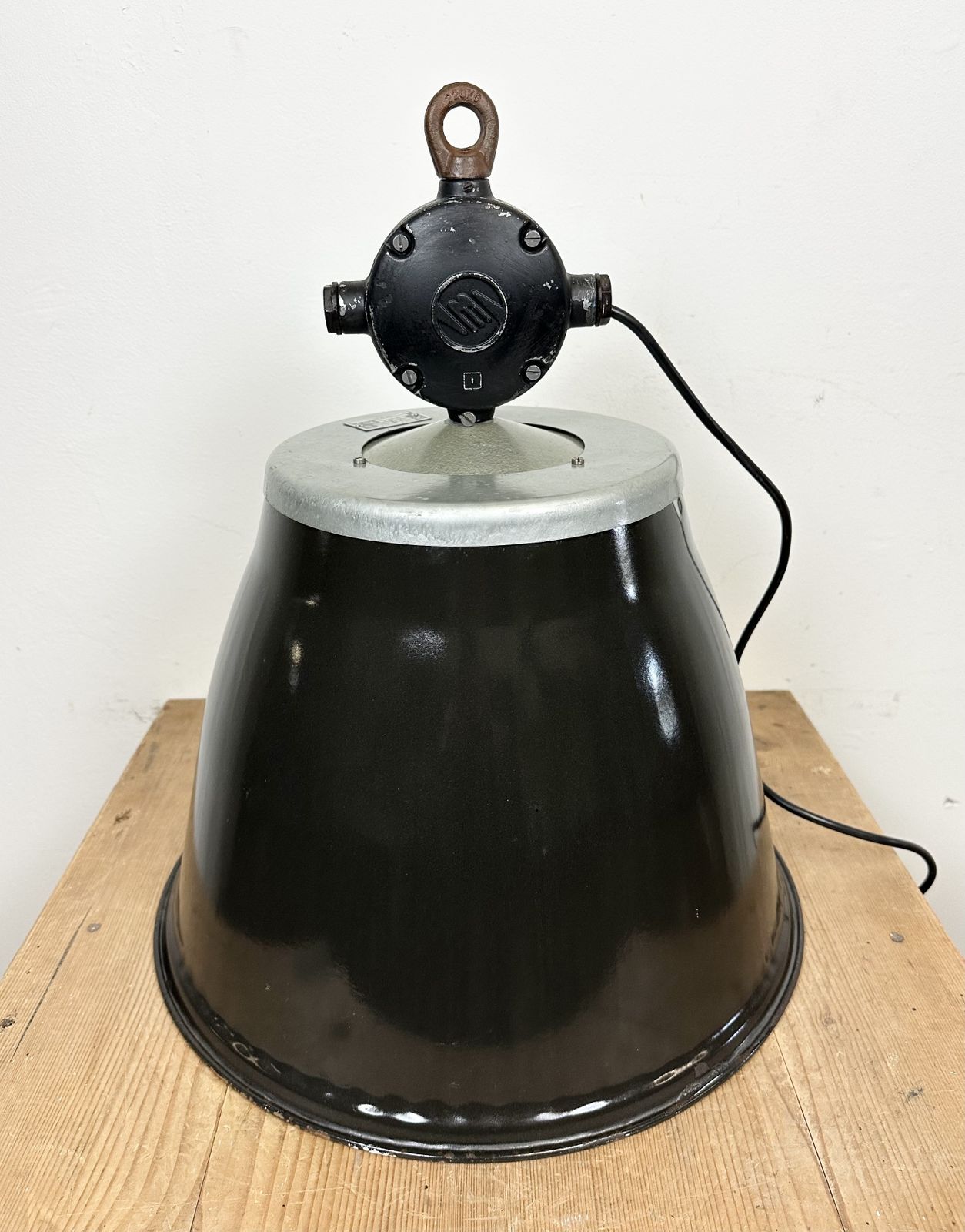 photo furniture Industrial Black Enamel Factory Pendant Lamp, 1960s, 27x